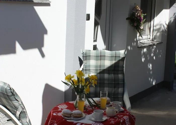 Tristan شقة زادار